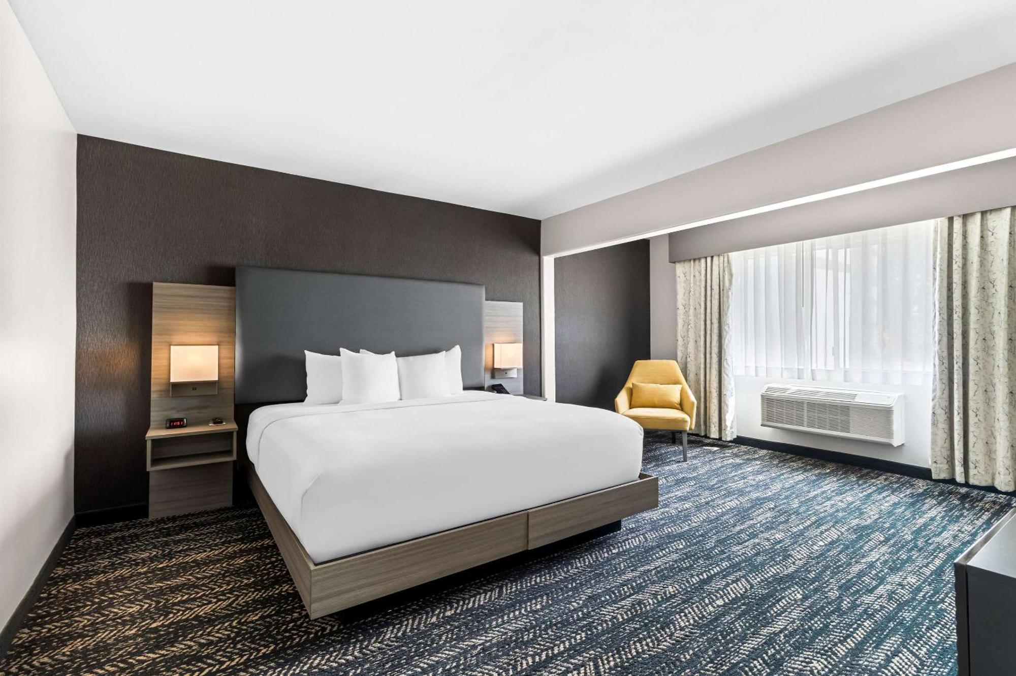 Hourglass Hotel, Ascend Hotel Collection Бейкерсфілд Екстер'єр фото